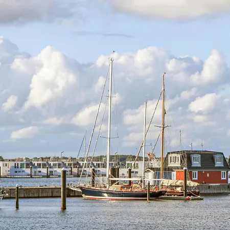 Stunning In Ostseeresort With 2 Bedrooms, Sauna&wifi Ferienhaus