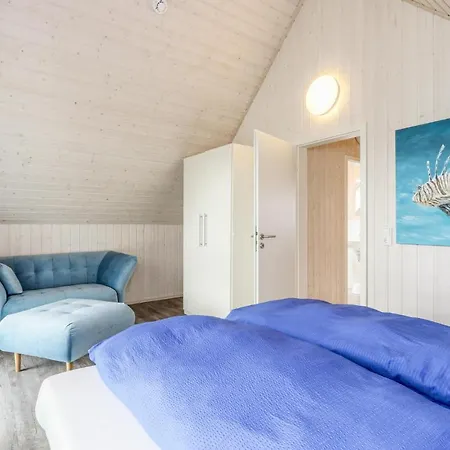 Ferienhaus Stunning In Ostseeresort With 2 Bedrooms, Sauna&wifi