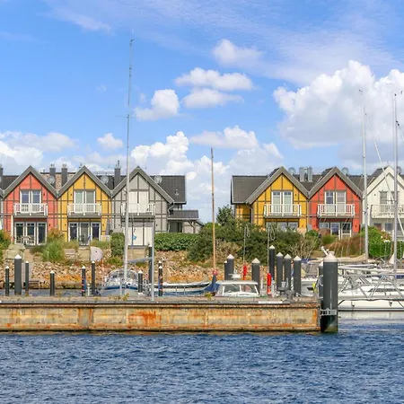 Stunning In Ostseeresort With 2 Bedrooms, Sauna&wifi Ferienhaus Olpenitz